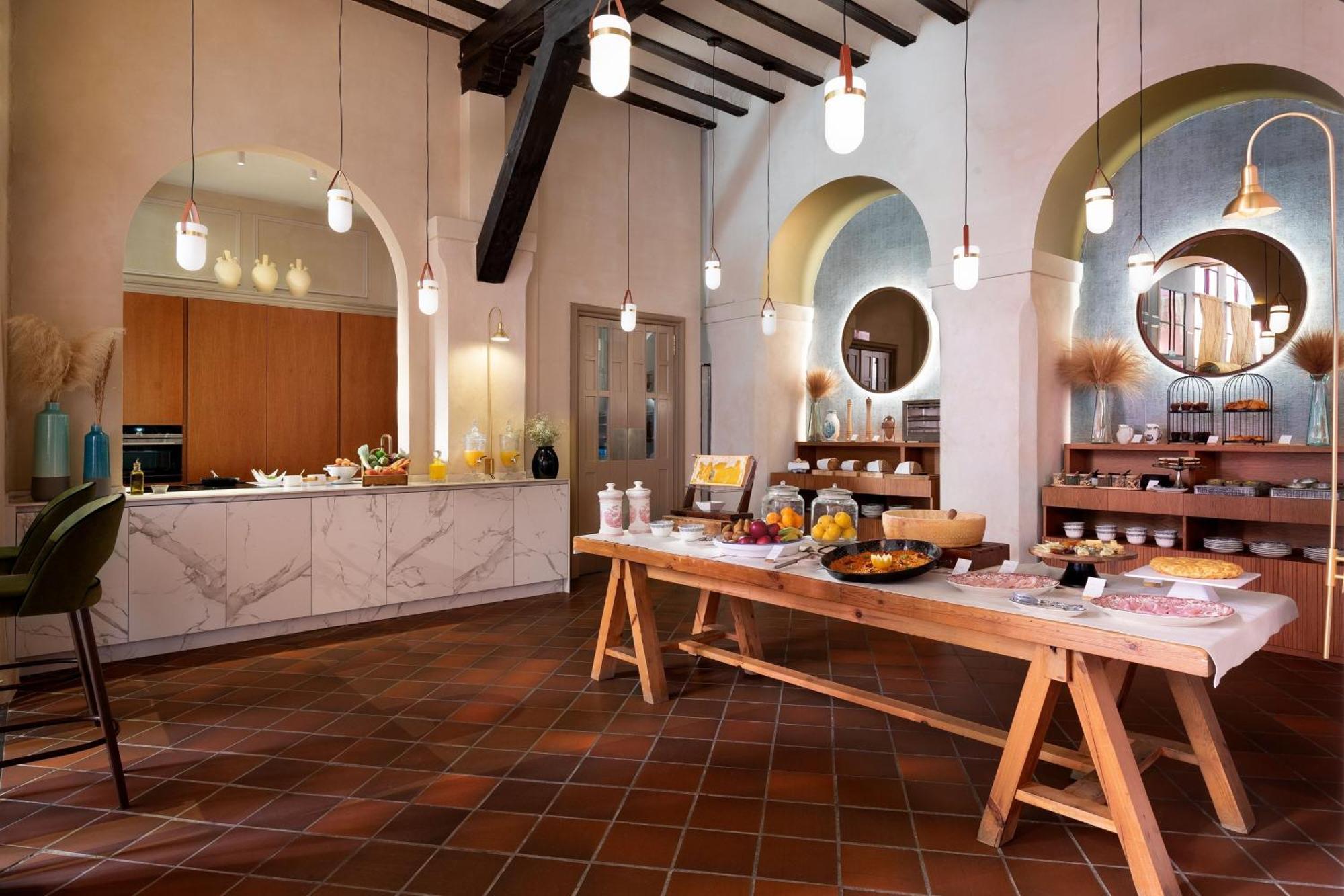 Los Seises Sevilla, A Tribute Portfolio Hotel Luaran gambar